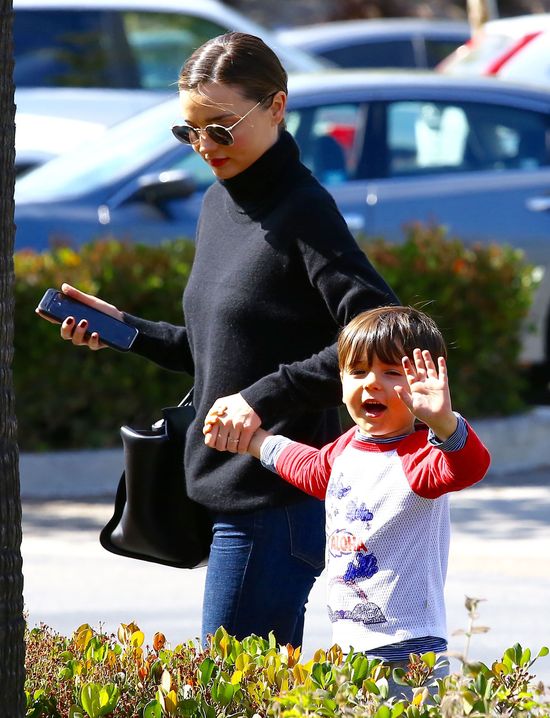 W takim towarzystwie Mirandy Kerr nie widzieliśmy od dawna