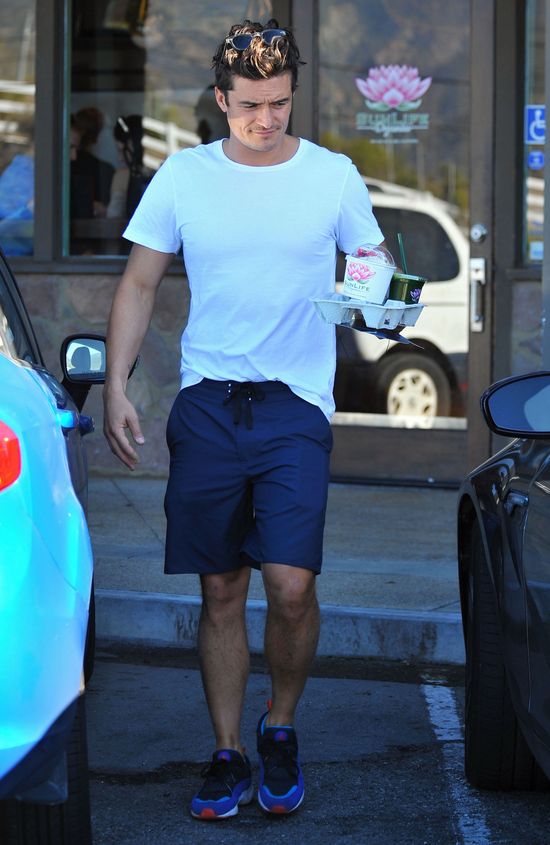 Orlando Bloom i Miranda Kerr RAZEM na spacerze z synem!