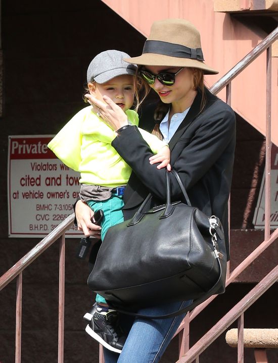 Miranda Kerr na okładce australijskiego Vogue (FOTO) Miranda Kerr na okładce australijskiego Vogue (FOTO)