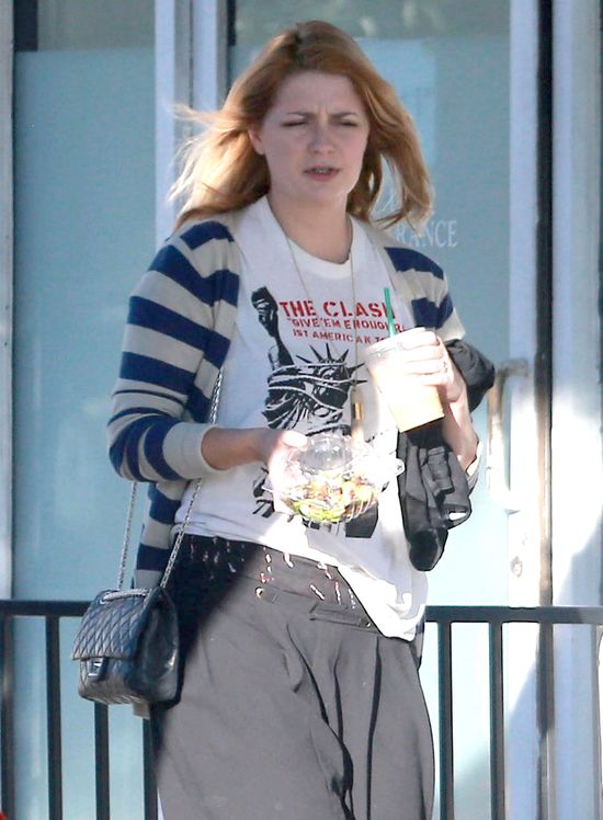 Mischa Barton znowu tyje (FOTO)