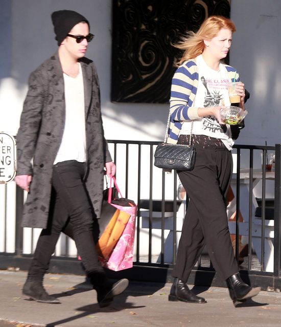 Mischa Barton znowu tyje (FOTO)