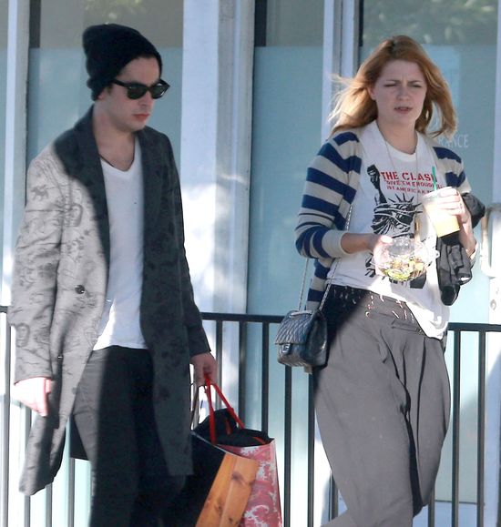 Mischa Barton znowu tyje (FOTO)