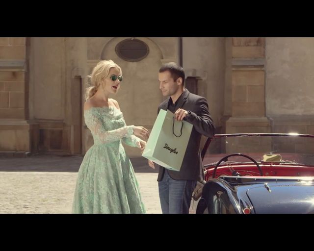 Wiemy, gdzie Mlynkova kupuje szminki (FOTO)