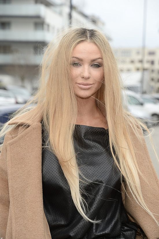 Długie nogi i długie włosy Moniki Pietrasińskiej (FOTO) Długie nogi i długie włosy Moniki Pietrasińskiej (FOTO)