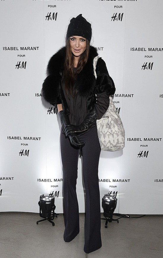 Monika Pietrasińska w czapce w woalką (FOTO)