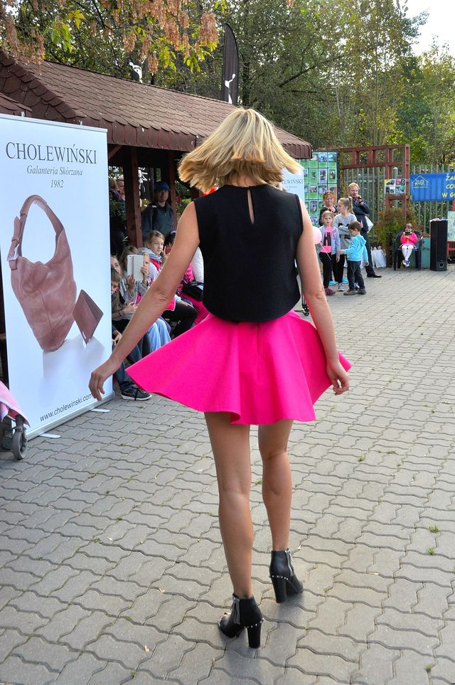 Moro zrobiła sobie fotkę na cmentarzu - fani oburzeni