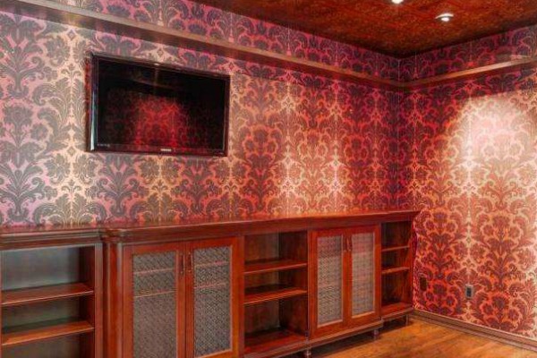 Znany aktor pokazał swój czerwony pokój bólu? (FOTO)