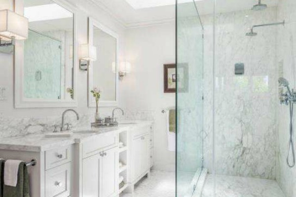 Znany aktor pokazał swój czerwony pokój bólu? (FOTO)