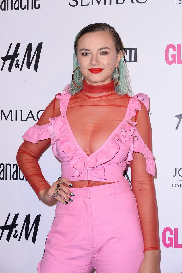 Wyżej jest jeszcze GORZEJ. Zobaczcie jej WŁOSY (ZDJĘCIA)