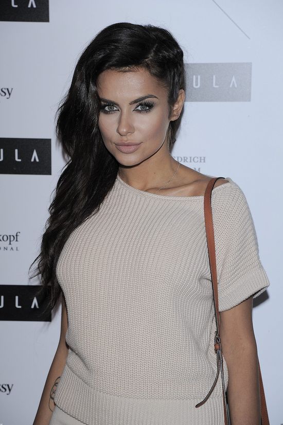 Natalia Siwiec pokazała na salonach nowe oblicze (FOTO) Natalia Siwiec pokazała na salonach nowe oblicze (FOTO)