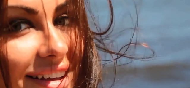 Natalia Siwiec na bardzo dzikiej imprezie (VIDEO)