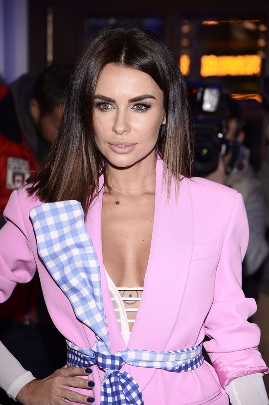 Twoje życie jest ciężkie? Siwiec miała starcie z deską klozetową i mrówkami! Twoje życie jest ciężkie? Siwiec miała starcie z deską klozetową i mrówkami!