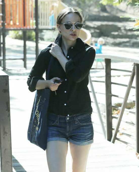 Natalie Portman wciąż ma figurę nastolatki (FOTO)