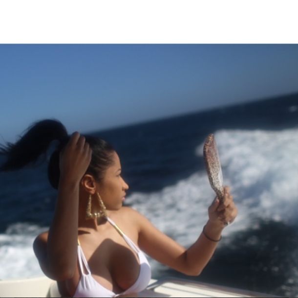 Kto pochwalił się wakacyjną sesją zdjęciową? (FOTO)