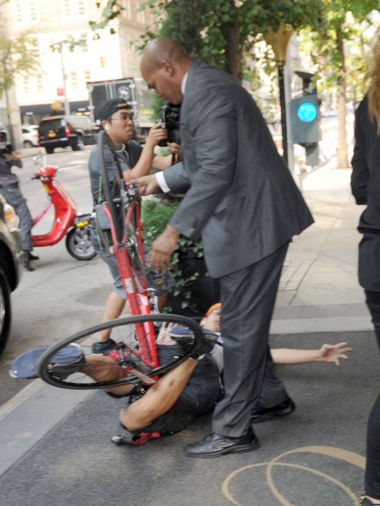 Potrącił Nicole Kidman (FOTO)