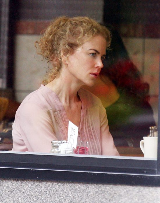 Co wyprawia ta kobieta? (FOTO)