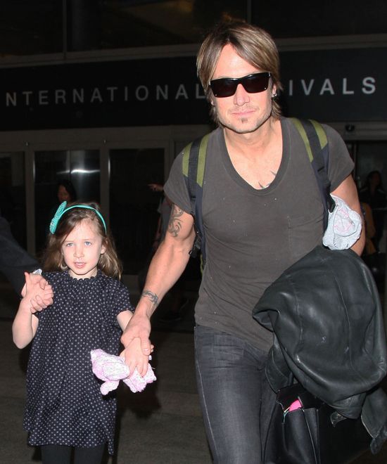 Rodzinka Nicole Kidman przyłapana w komplecie (FOTO)