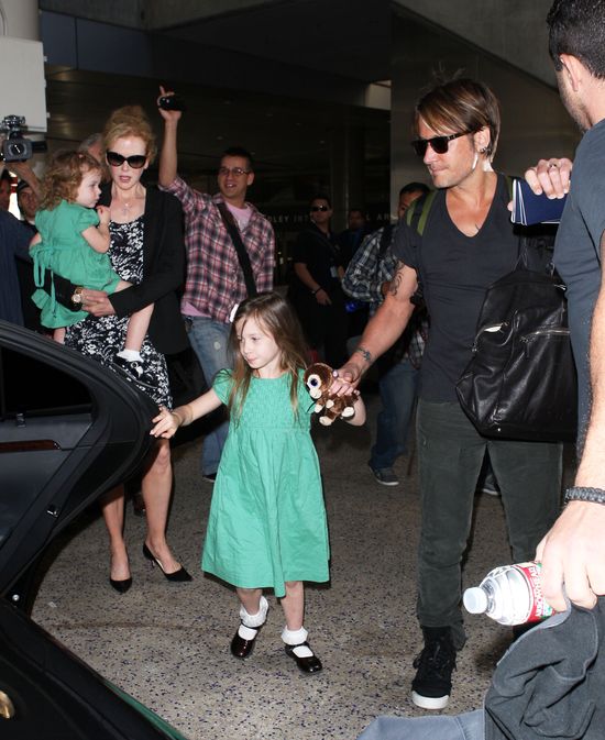 Nicole Kidman przyłapana z rodzinką (FOTO) Nicole Kidman przyłapana z rodzinką (FOTO)