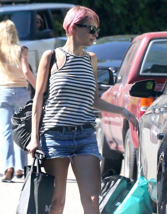 Nicole Richie ma różowe włosy! (FOTO)