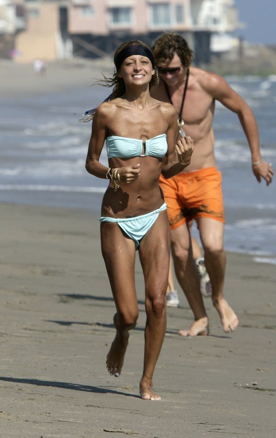 Nicole Richie waży niecałe 40 kg! (FOTO)