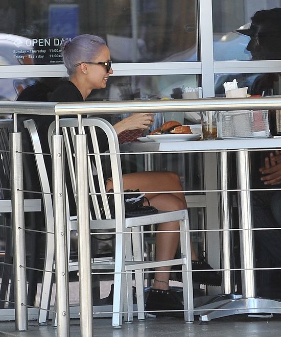 Nicole Richie nadal drastycznie chuda? (FOTO)