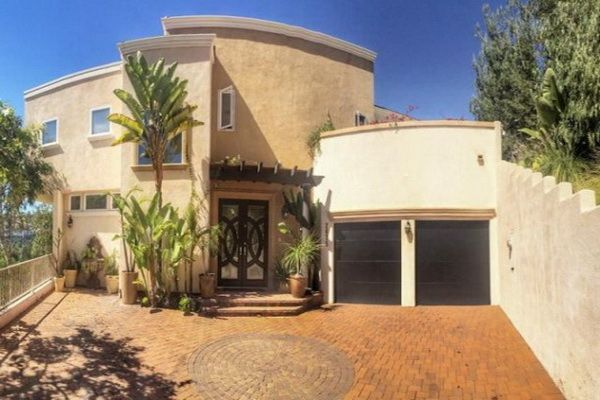 Nicole Scherzinger mieszka skromnie jak na gwiazdę (FOTO)