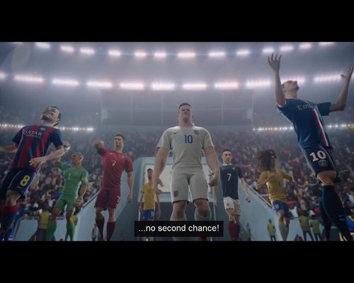 Ronaldo ratuje piłkę nożną dla świata [VIDEO]