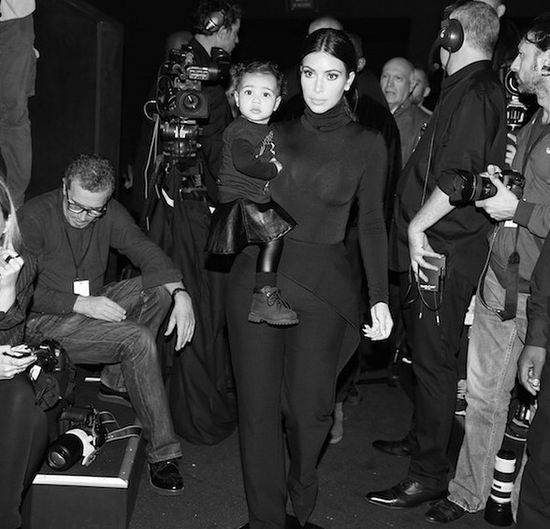 North West ma własnego stylistę! (FOTO) North West ma własnego stylistę! (FOTO)