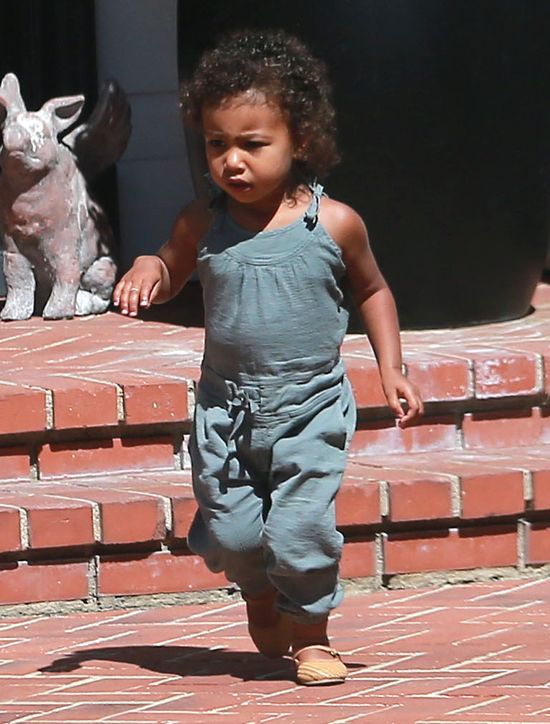 North West ma ruchy jak jej tatuś (FOTO)