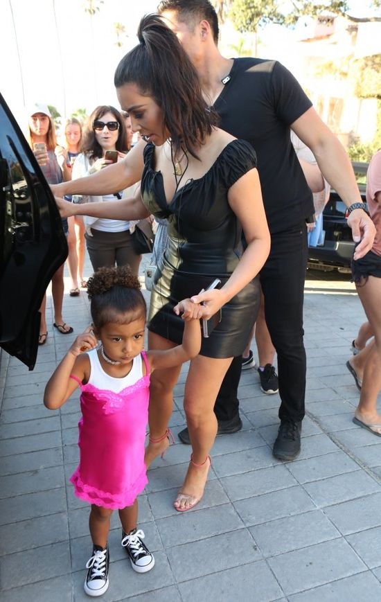 Mom Fail! Kim Kardashian zrobiła TO własnej córce Mom Fail! Kim Kardashian zrobiła TO własnej córce