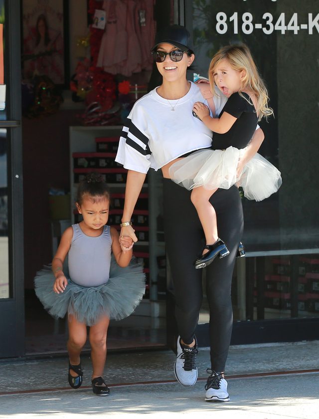 North West nagadała paparazzi [VIDEO]