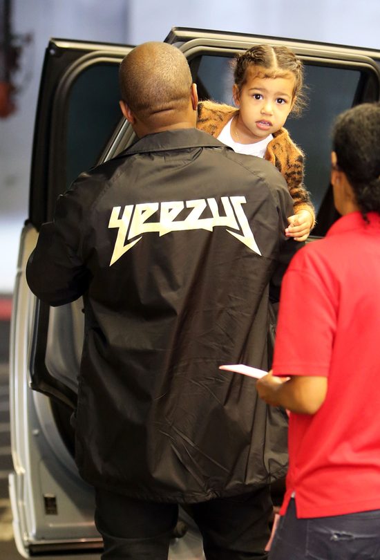 Kim Kardashian przedłuża Nori włosy? (Snapchat)