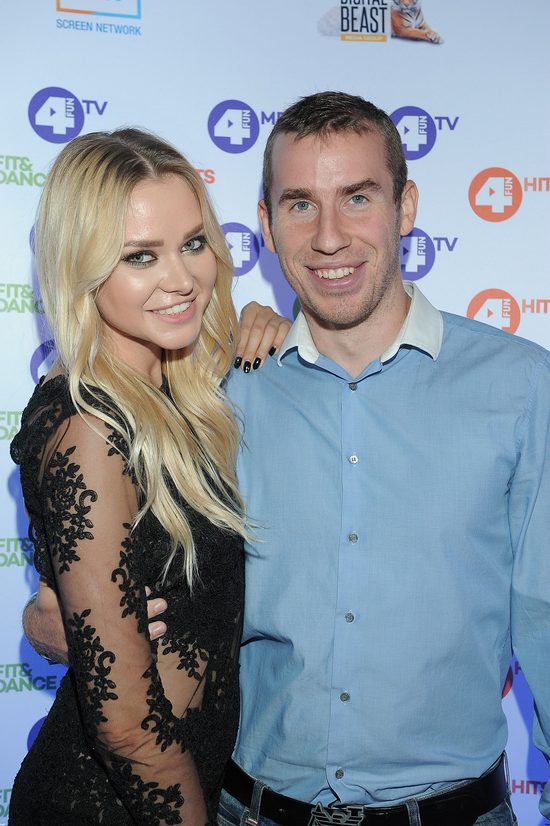 Ola Ciupa nie szczędziła czułości chłopakowi (FOTO)