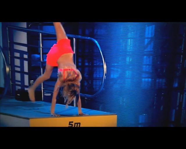 Wpadka Oli Ciupy w Celebrity Splash, spadły jej majtki VIDEO Wpadka Oli Ciupy w Celebrity Splash, spadły jej majtki VIDEO