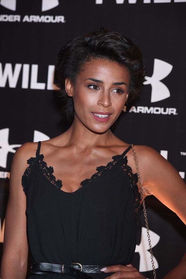 Dekolt polskiej gwiazdy wygląda trochę MIZERNIE (ZDJĘCIA)