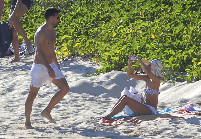 Miłość na plaży, czyli Olivia Palermo z narzeczonym (FOTO)