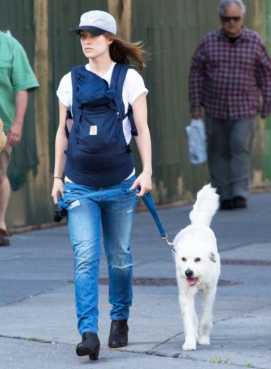 Olivia Wilde - młoda mama nie potrzebuje makijażu? (FOTO) Olivia Wilde - młoda mama nie potrzebuje makijażu? (FOTO)