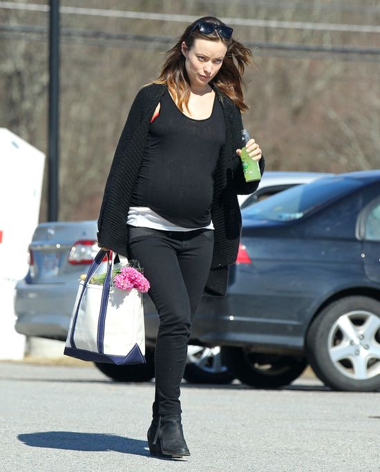 Oliva Wilde urodziła i pokazała synka! (FOTO)