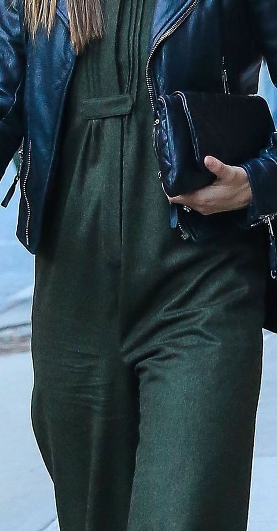 Ta kreacja zmasakrowała sylwetkę Olivii Wilde (FOTO) Ta kreacja zmasakrowała sylwetkę Olivii Wilde (FOTO)