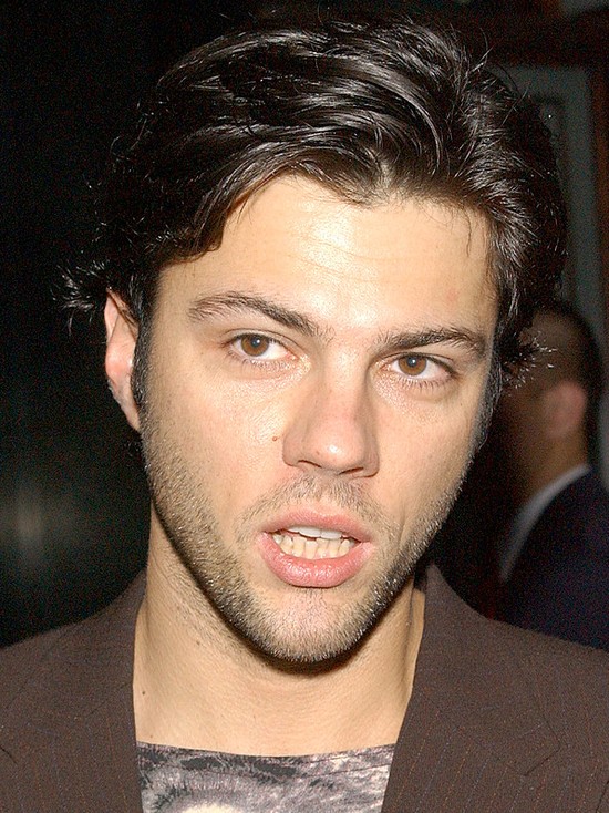 Olivier Janiak: Mam zrobione zęby, bo naturalne były okropne