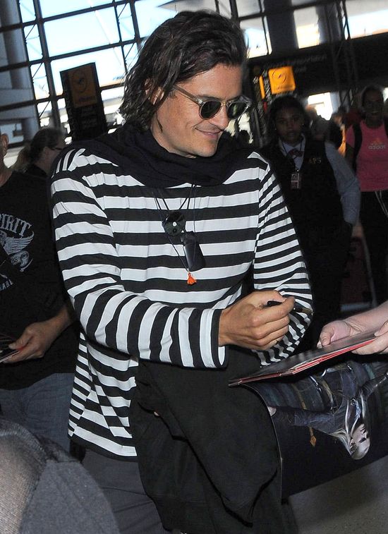 Orlano Bloom obsypuje Margot Robbie prezentami Orlano Bloom obsypuje Margot Robbie prezentami