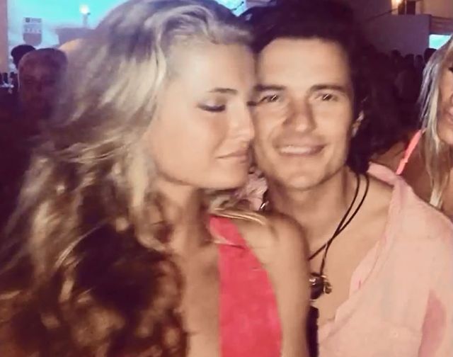 Co się dzieje z Bloomem? Zmienia kobiety jak rękawiczki! Co się dzieje z Bloomem? Zmienia kobiety jak rękawiczki!