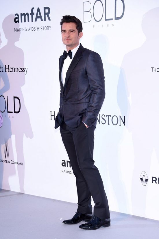 Katy Perry PORZUCONA przez Orlando Blooma