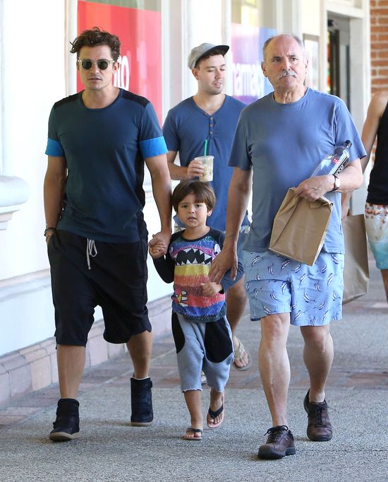 Mały Flynn Bloom to wykapany tata (FOTO)