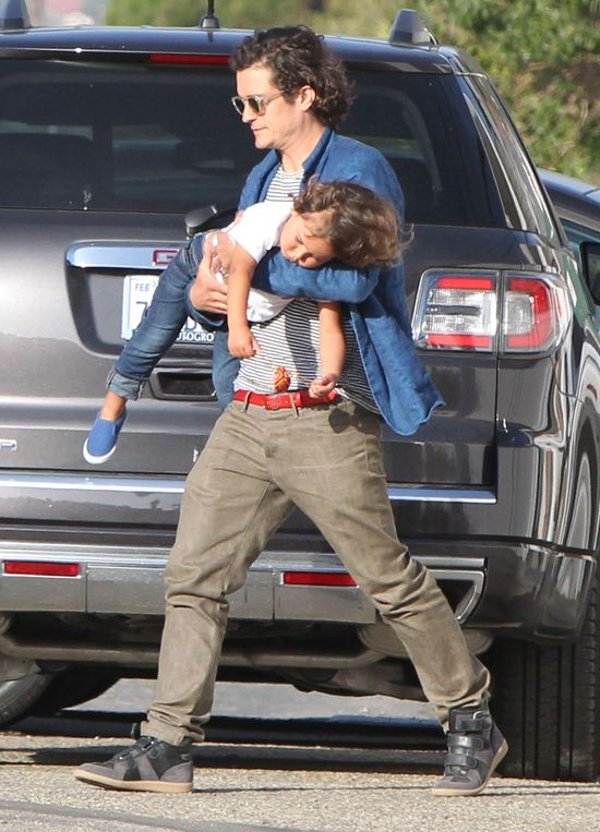 Flynn Bloom uwielbia zabawę z tatą (FOTO)