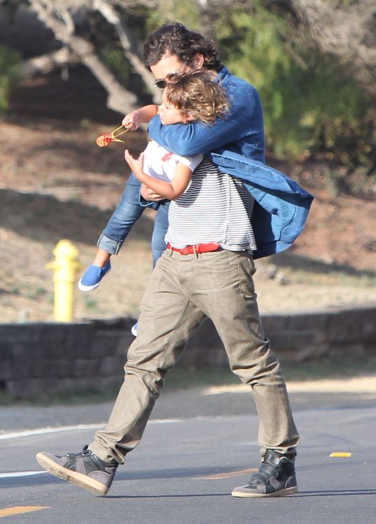 Flynn Bloom uwielbia zabawę z tatą (FOTO)