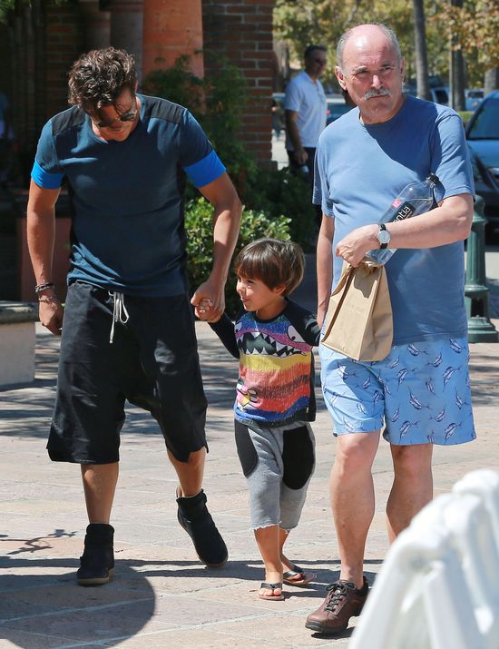 Mały Flynn Bloom to wykapany tata (FOTO)