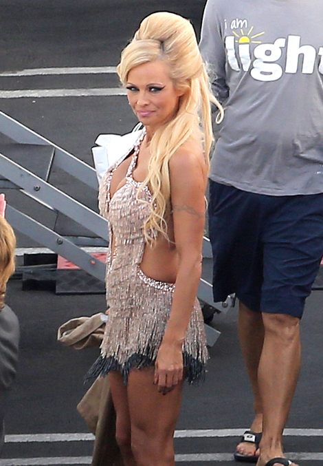 Pamela Anderson trenuje na planie Tańca z Gwiazdami (FOTO)