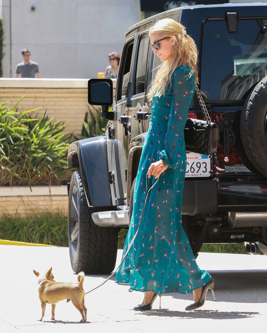 Celebrytka-milionerka kupiła nową furę (FOTO)