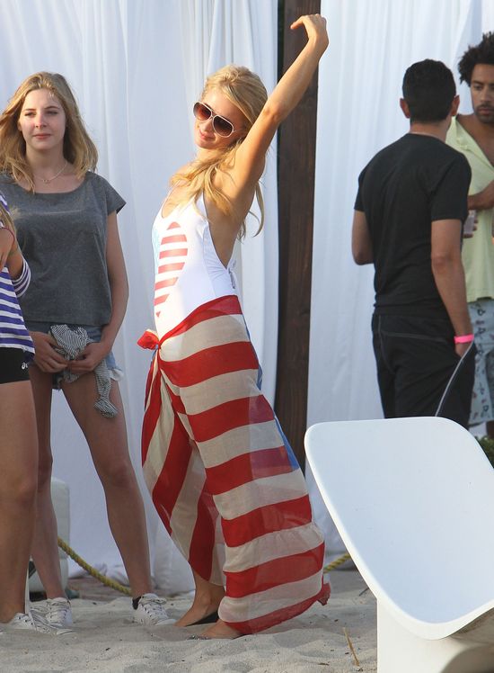 Paris Hilton i Christina Milian świętują razem... (FOTO)
